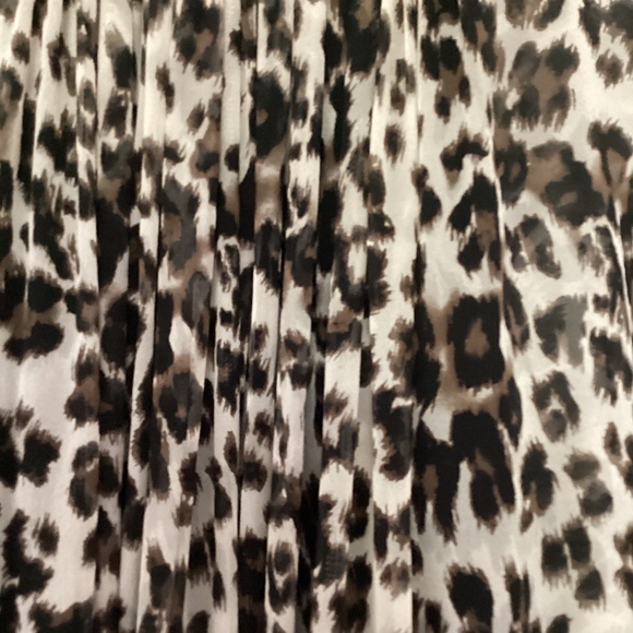 Diane von Furstenberg Fleurette Leopard Silk Chiffon Batwing Sleeve Mini Dress - Picture 7 of 13